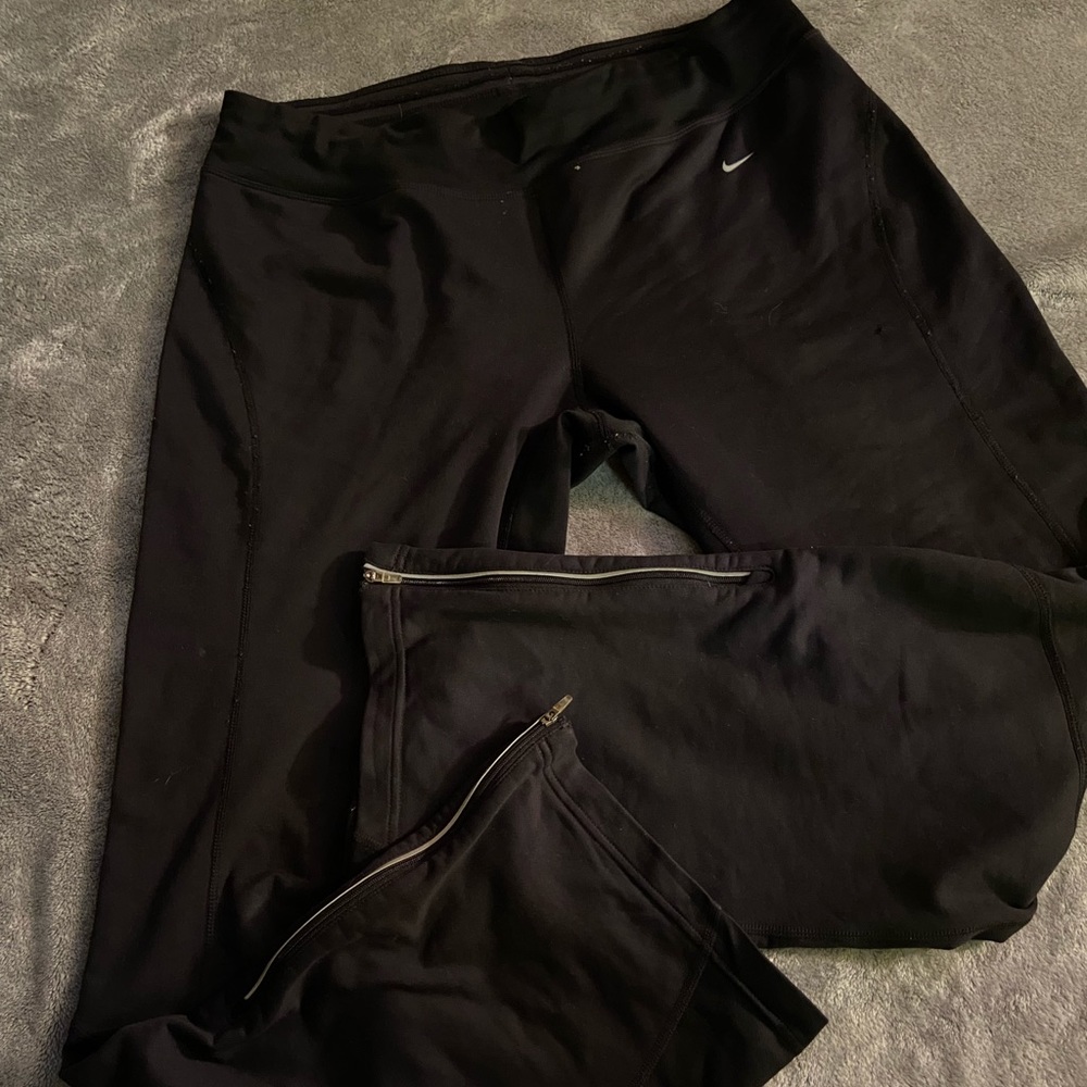 💕 5 items for $15 💕 Nike bootcut pants
